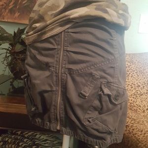Diesel cargo skirt